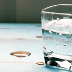 Co daje picie wody i ile jej pić?